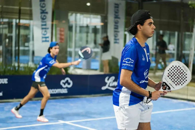 Miguel Jáquez y Ramsey García en la tercera Ronda del torneo de padel de grupo hernanca